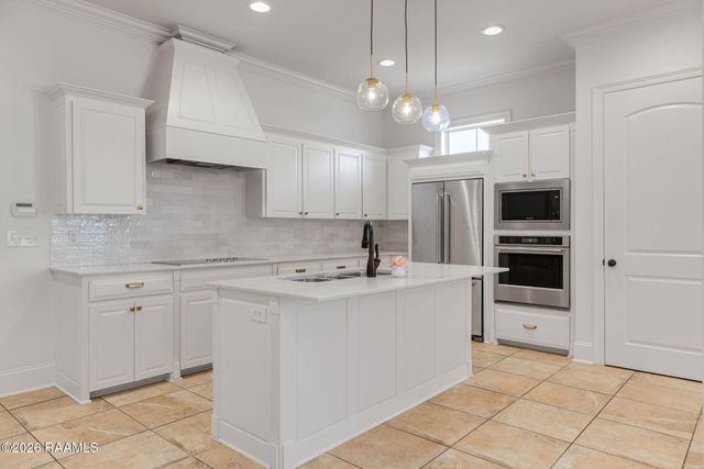 107 Saint Girons Drive, Lafayette, LA 70507