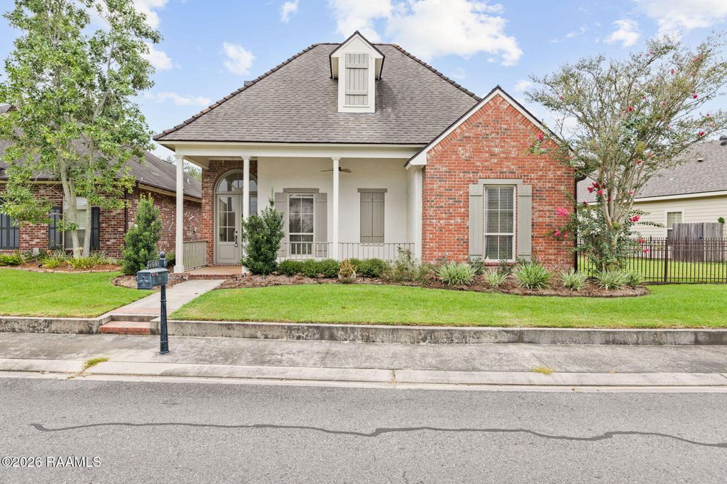 107 Saint Girons Drive, Lafayette, LA 70507