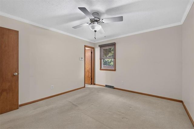 734 N Allen Road, Independence, MO 64050