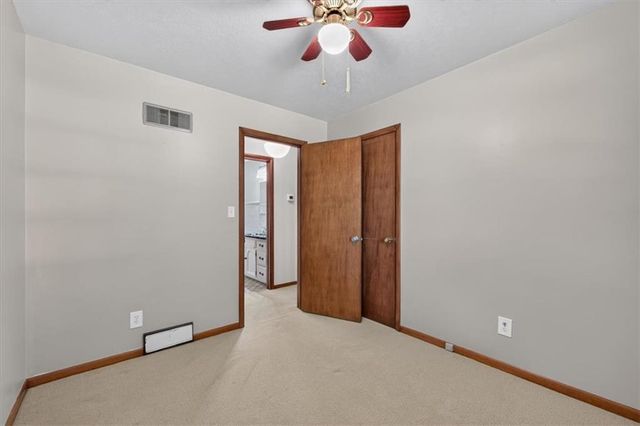 734 N Allen Road, Independence, MO 64050