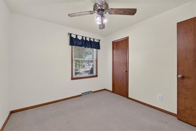 734 N Allen Road, Independence, MO 64050