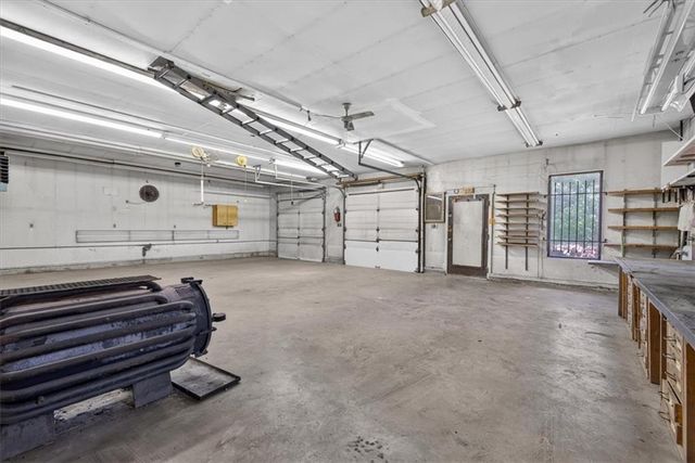 734 N Allen Road, Independence, MO 64050