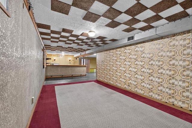 734 N Allen Road, Independence, MO 64050