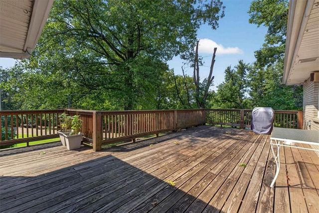 734 N Allen Road, Independence, MO 64050