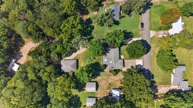 734 N Allen Road, Independence, MO 64050