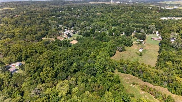 734 N Allen Road, Independence, MO 64050