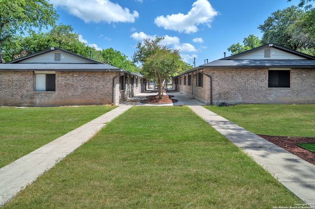 408 Regina St Apt 2, San Antonio, TX 78223