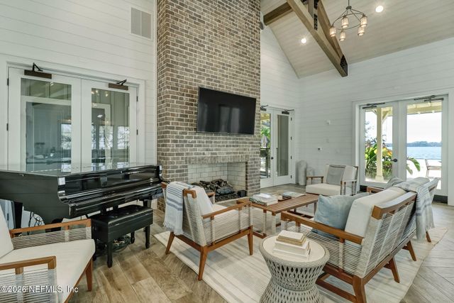 101 BROADBENT Way, Fernandina Beach, FL 32034