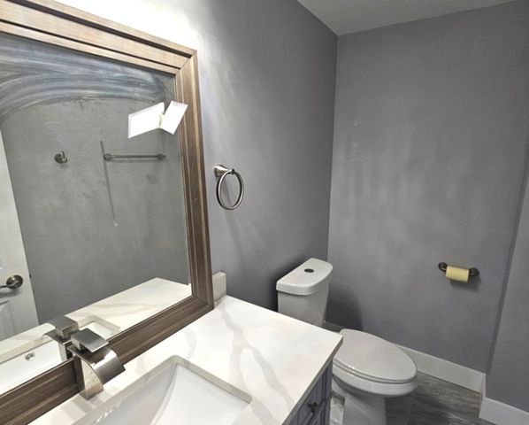 1535 E JANE Avenue, Arlington Heights, IL 60004