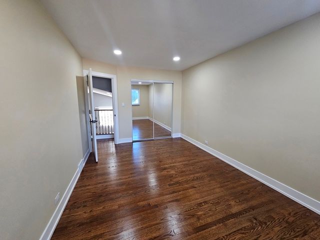 1535 E JANE Avenue, Arlington Heights, IL 60004