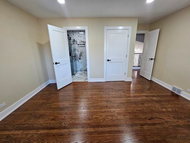 1535 E JANE Avenue, Arlington Heights, IL 60004