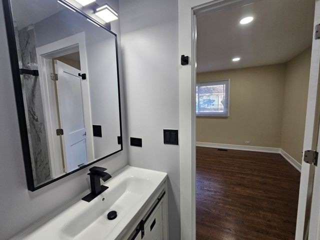 1535 E JANE Avenue, Arlington Heights, IL 60004