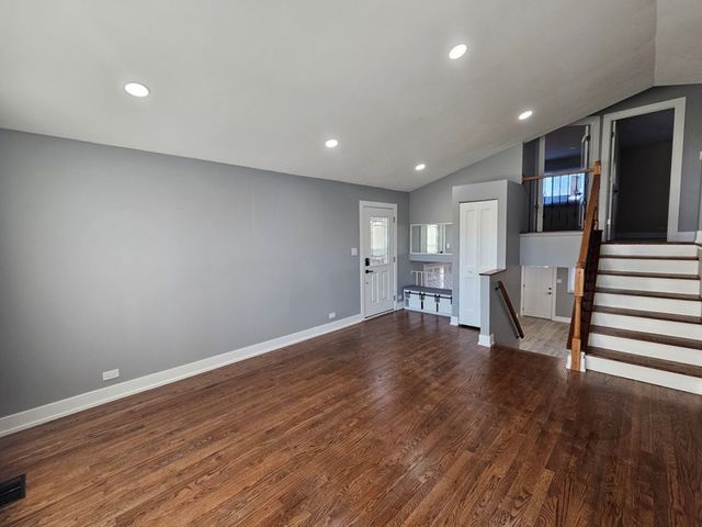 1535 E JANE Avenue, Arlington Heights, IL 60004