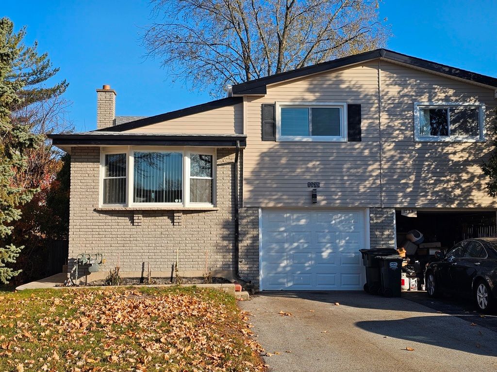 1535 E JANE Avenue, Arlington Heights, IL 60004