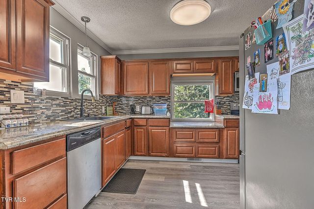 2021 Windsor Avenue, Bristol, TN 37620