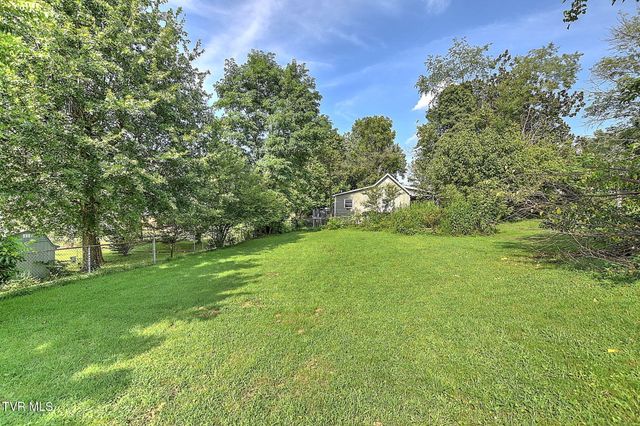 2021 Windsor Avenue, Bristol, TN 37620