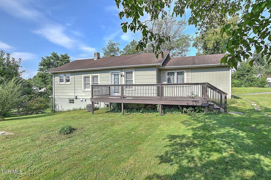 2021 Windsor Avenue, Bristol, TN 37620
