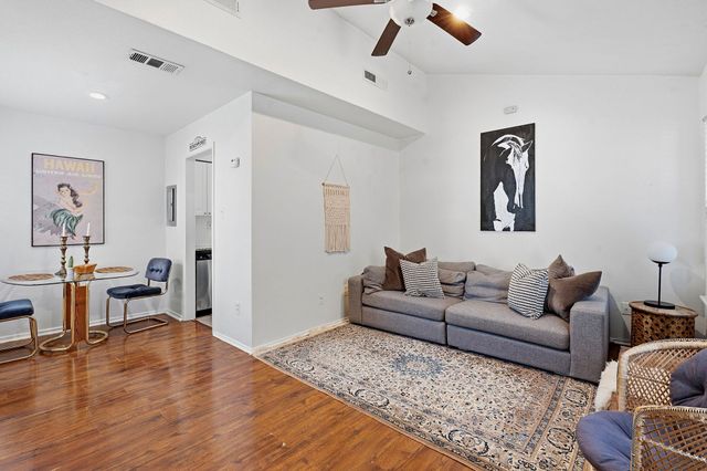 1106 W 22nd ST 1, Austin, TX 78705