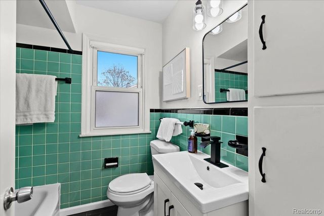 9724 Lenore, Redford Charter Township, MI 48239