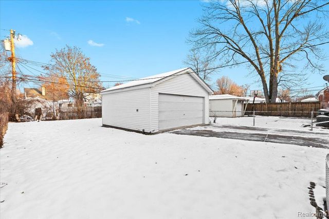 9724 Lenore, Redford Charter Township, MI 48239