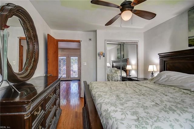 948 Hollywood DR, Chesapeake, VA 23320
