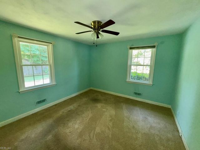 1819 Hunters TRL, Norfolk, VA 23518