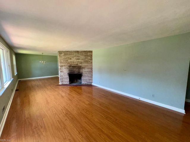 1819 Hunters TRL, Norfolk, VA 23518