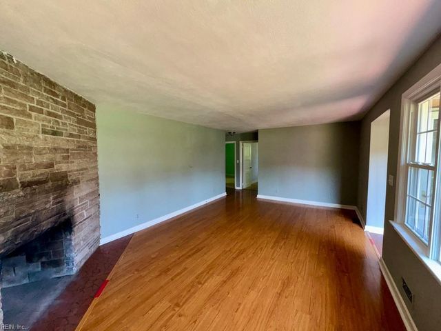 1819 Hunters TRL, Norfolk, VA 23518