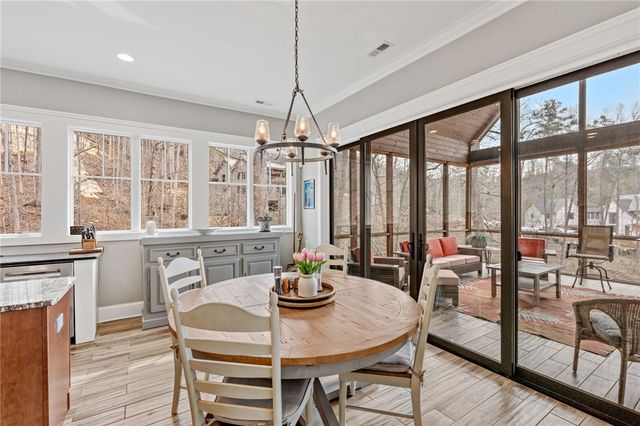 827 Top Ridge Drive, Sunset, SC 29685