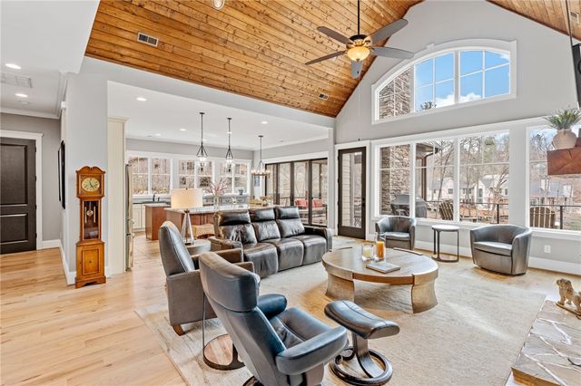 827 Top Ridge Drive, Sunset, SC 29685