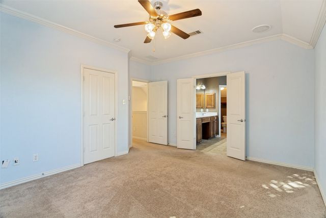1021 Honeysuckle, Grapevine, TX 76051