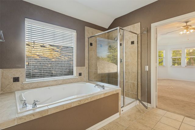 1021 Honeysuckle, Grapevine, TX 76051