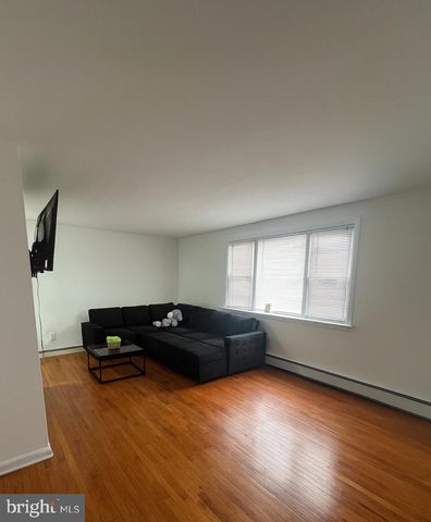 4800 E ROOSEVELT BLVD, Philadelphia, PA 19124