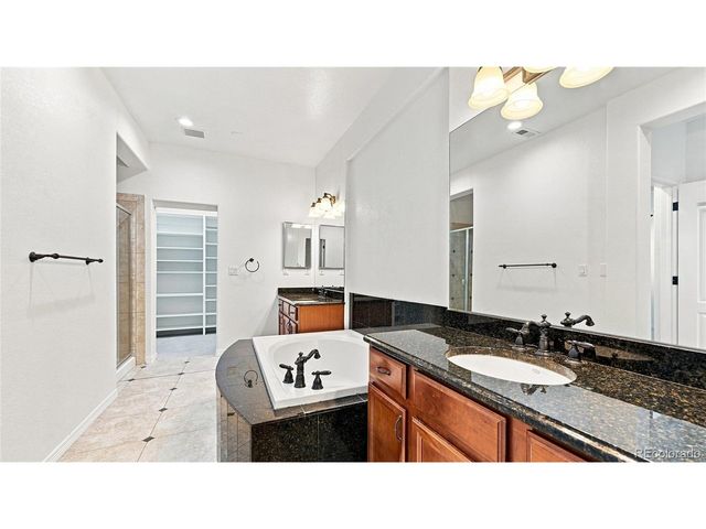 11873 E Maplewood Ave, Englewood, CO 80111