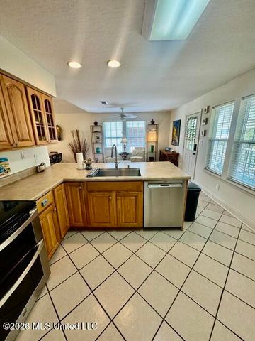 4069 Robin Street, Bay Saint Louis, MS 39520