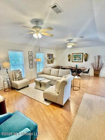 4069 Robin Street, Bay Saint Louis, MS 39520