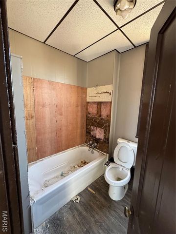 2108 Washington Ave, Granite City, IL 62040