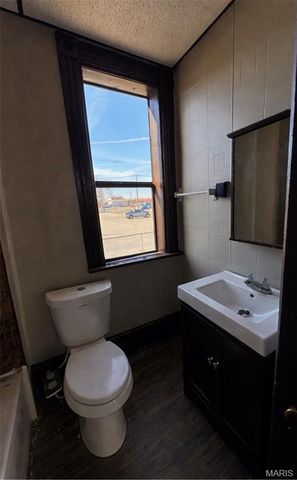 2108 Washington Ave, Granite City, IL 62040