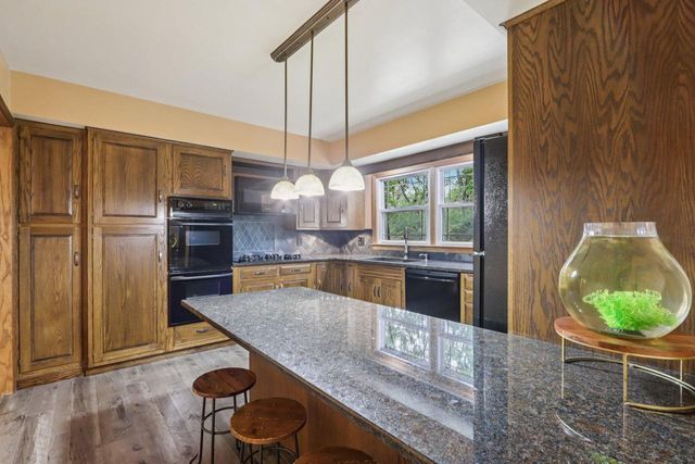 6612 110th STREET, Pleasant Prairie, WI 53158