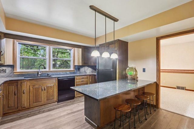 6612 110th STREET, Pleasant Prairie, WI 53158