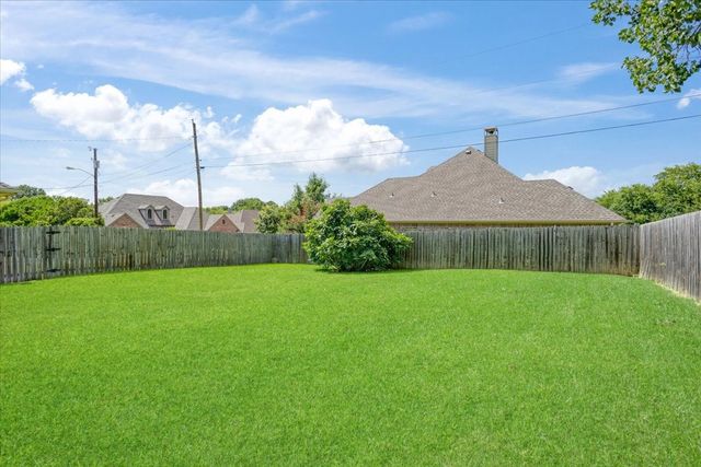 1621 Idlewood Drive, Sherman, TX 75092