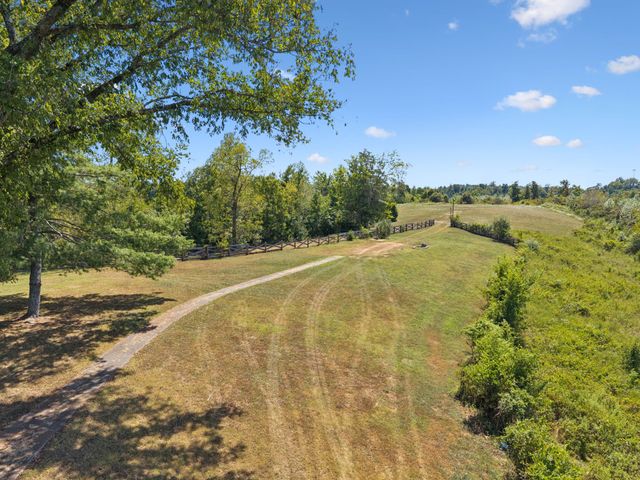 294 Ed Harris Rd, Ashland City, TN 37015