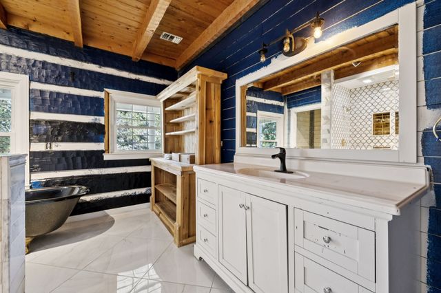 294 Ed Harris Rd, Ashland City, TN 37015