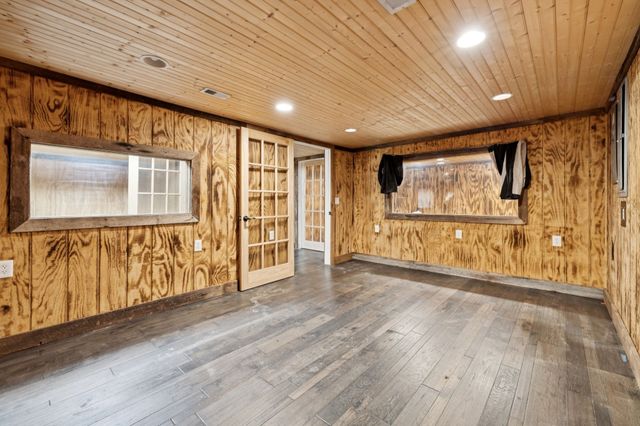 294 Ed Harris Rd, Ashland City, TN 37015