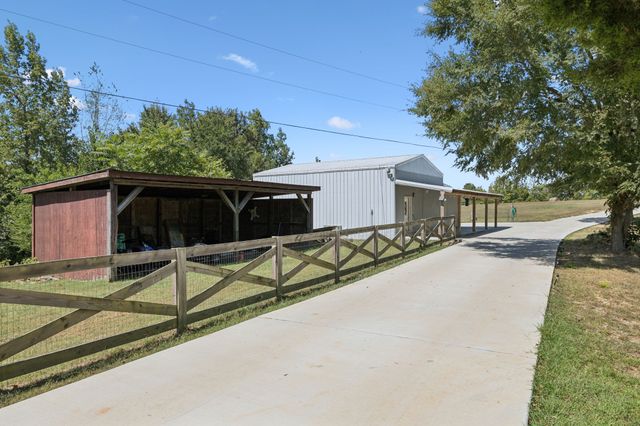 294 Ed Harris Rd, Ashland City, TN 37015