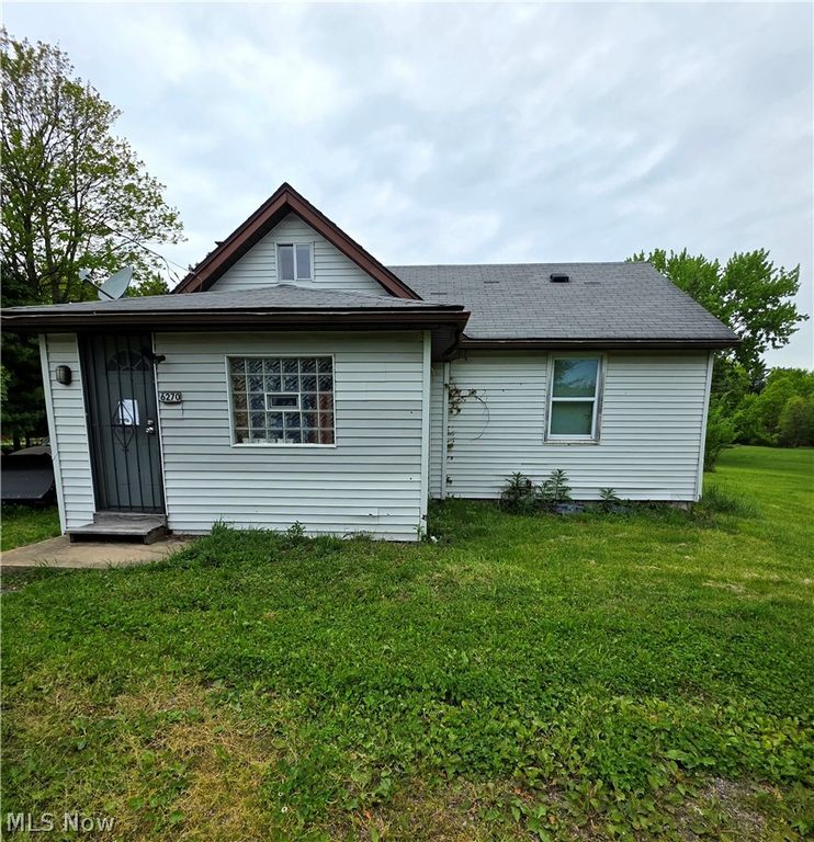 6270 Fairview Road, Austintown, OH 44515