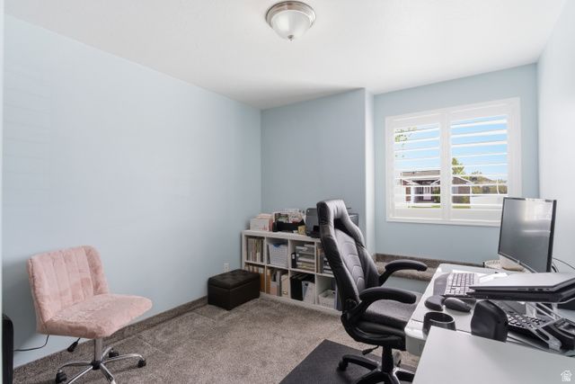1174 W 1395 N, Clinton, UT 84015