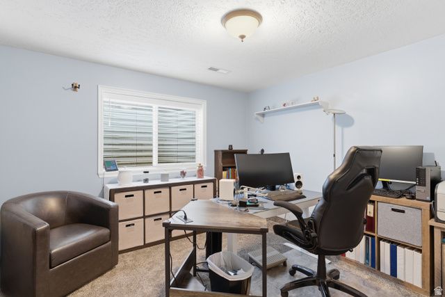 1174 W 1395 N, Clinton, UT 84015