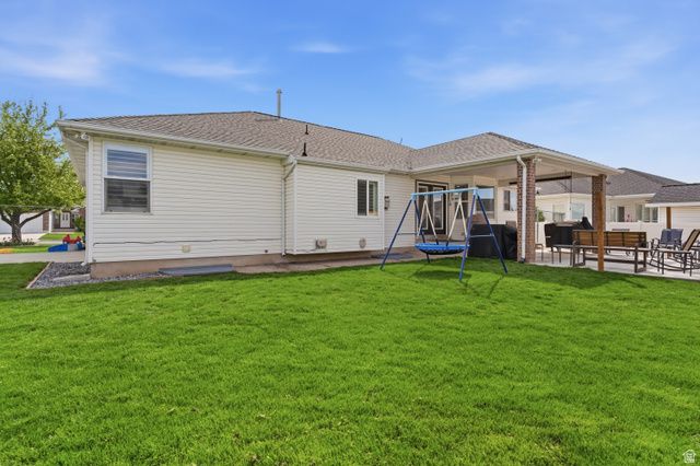 1174 W 1395 N, Clinton, UT 84015