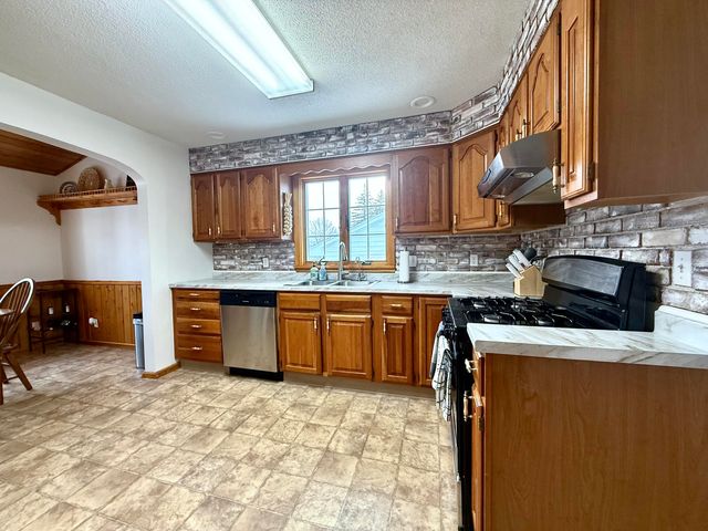 51 Clarskson Avenue, Massena, NY 13662